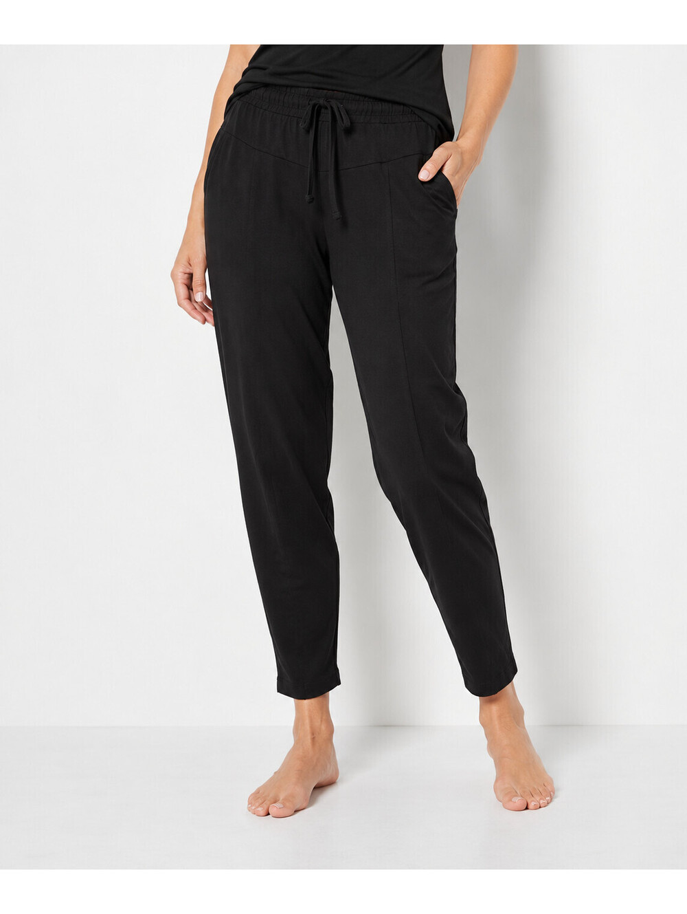 AnyBody Cozy Knit Luxe Jersey Pull On Tapered Utility Pant Jet Black, XX-Small